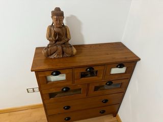 Cómoda de madera maciza Teka