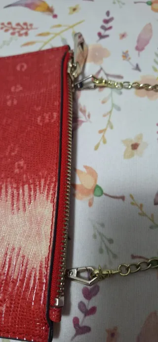 Bolso Guess Rojo Cartera Colgar