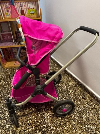 Cochecito de muñecas rosa