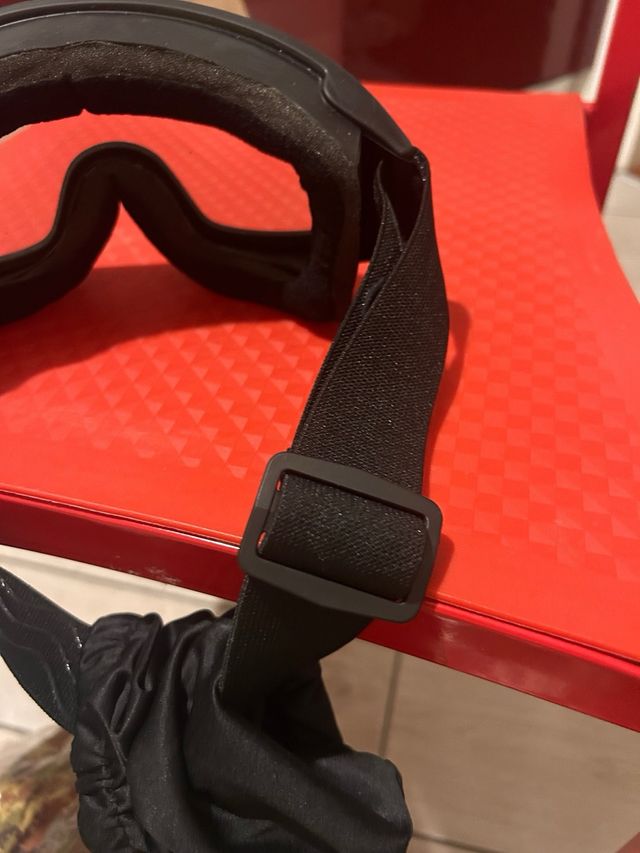 Occhiali per sabbia neri