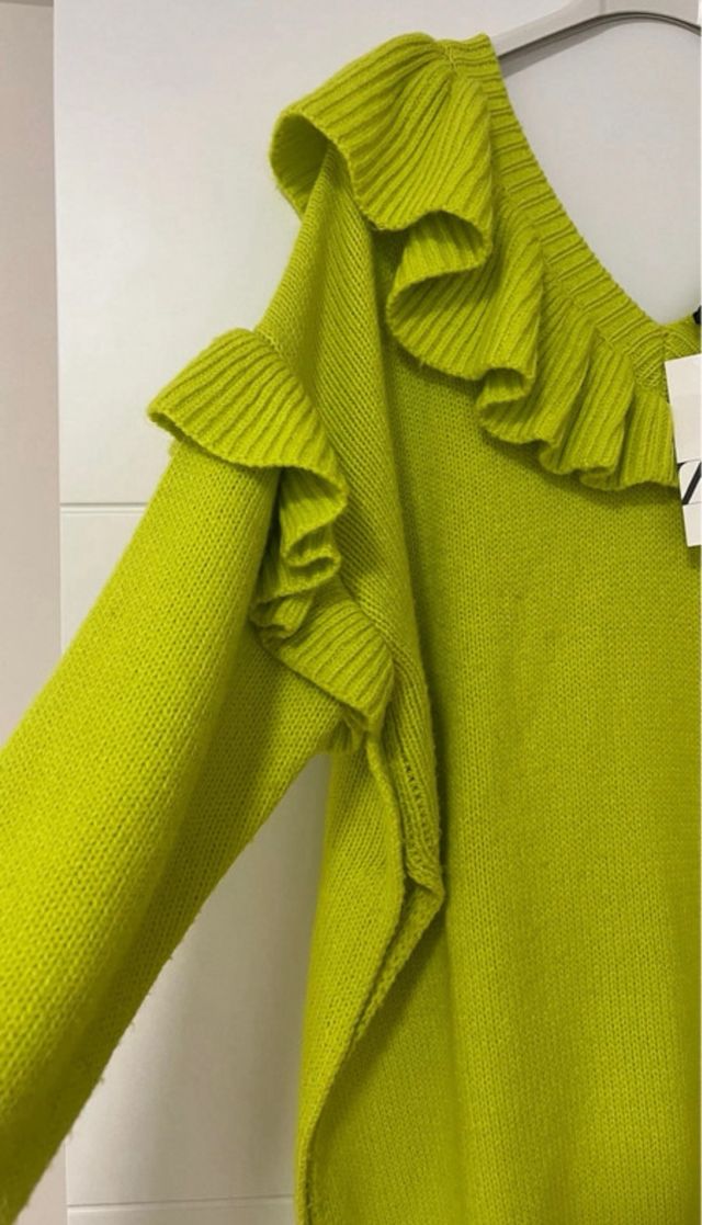 Jersey Zara Verde con Volantes