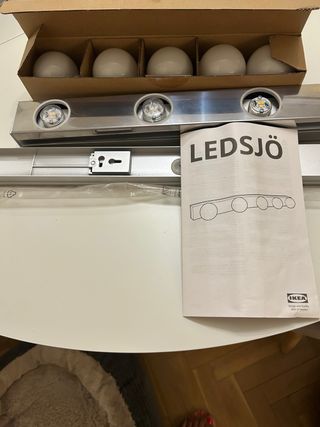 Lámpara LEDSJÖ IKEA Plata