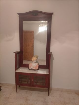 Mueble recibidor Victoriano madera y mármol