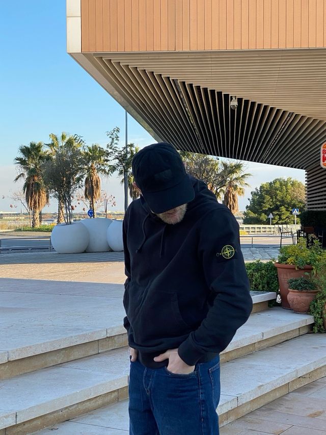 Sudadera con capucha de Stone Island Talla “M”