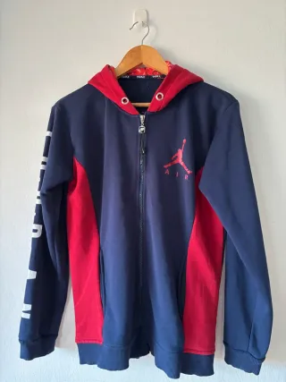 Sudadera Nike Air Jordan bicolor azul y rojo