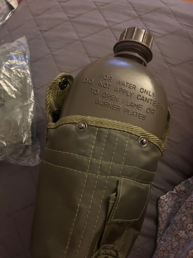 Borraccia Esercito con Copertura Verde