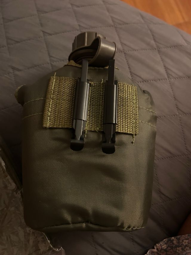 Borraccia Esercito con Copertura Verde