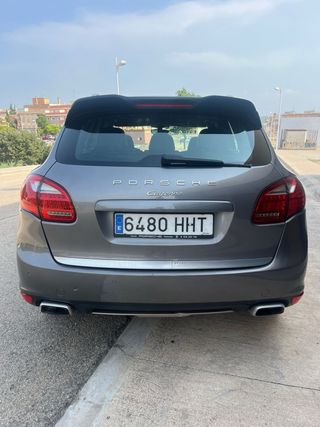 Porsche Cayenne 2012 Platinum!! 