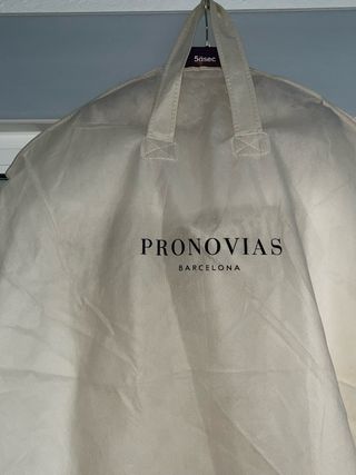 Vestido de Novia Encaje y Pedrería corte sirena 
