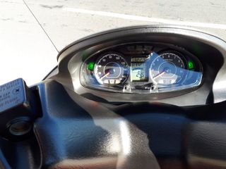 Suzuki Burgman 200cc excelente estado.