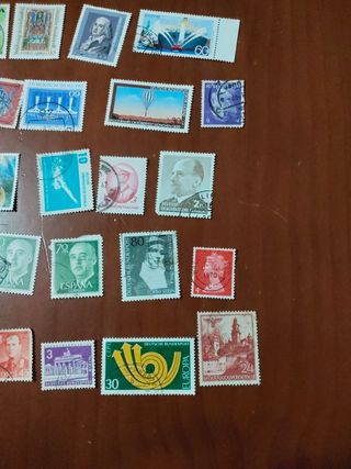 Lote de sellos variados, 41 unidades