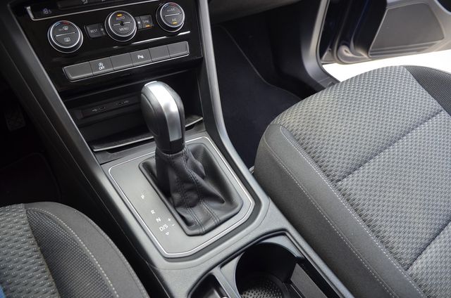 Volkswagen Touran DSG 5 Plazas+Navegcaion+Carplay
