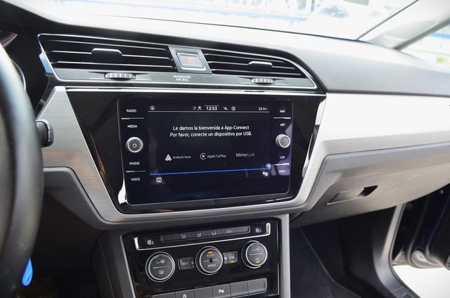 Volkswagen Touran DSG 5 Plazas+Navegcaion+Carplay