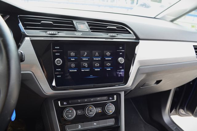 Volkswagen Touran DSG 5 Plazas+Navegcaion+Carplay