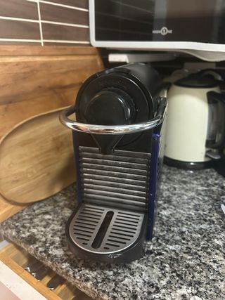 Cafetera Nespresso Krups Gris