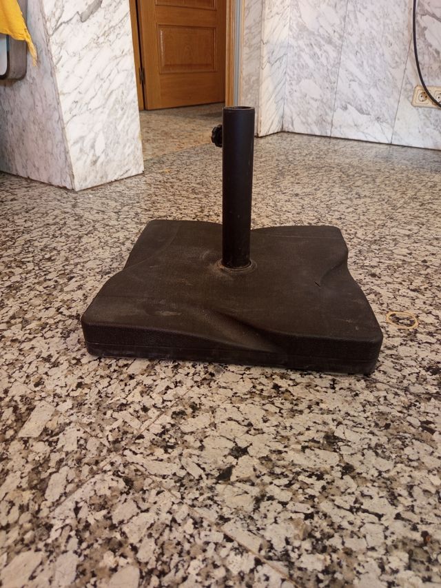 Peana para sombrilla de exterior
