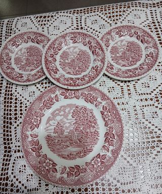 Set 4 Piatti Vintage ,1grande tre piccoli.