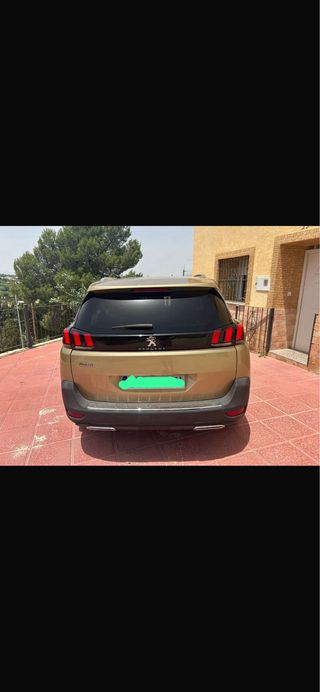 Peugeot 5008 2017