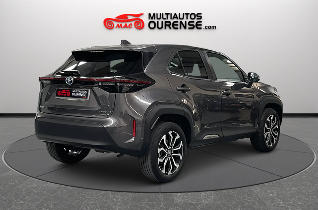 Toyota Yaris Cross 4x4+Camara Trasera+Navegacion