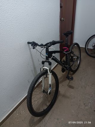 Bicicleta Rockrider Negra