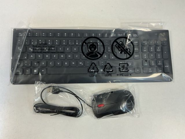 Lenovo ThinkCentre Neo 50a 27 Gen 5 Nuevo