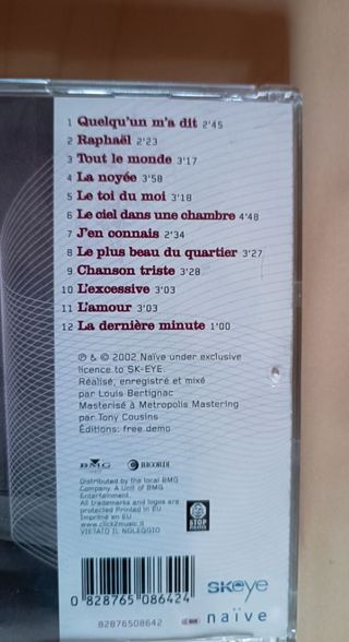 CD Carla Bruni - Quelqu'Un M'A Dit