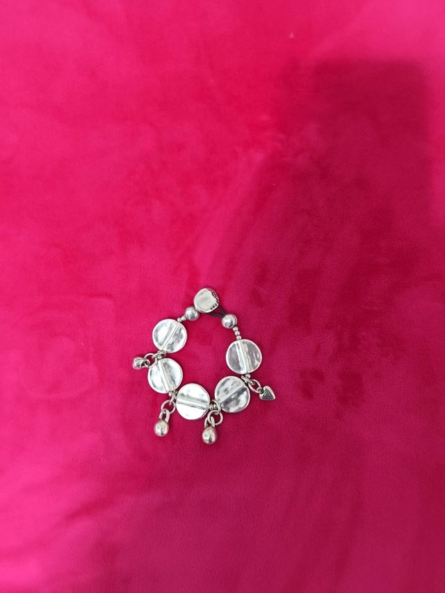 Pulsera de plata con adornos 18 cm.
