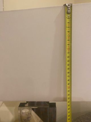 Lámpara de mesa moderna plateada