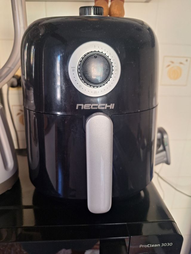 Friggitrice ad aria Necchi