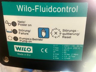 Bomba de agua con control de presión