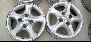 2 Llantas Hyundai