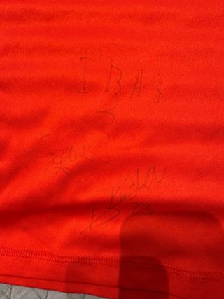 Camiseta Osasuna Firmada 2023. talla 12.