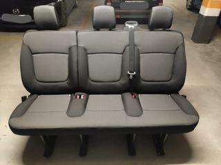 Asientos traseros Renault Trafic 3