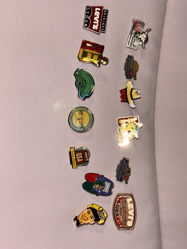 Colección de Pines Levi's