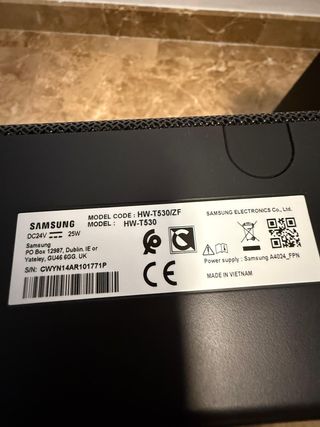 Samsung Barra de Sonido HW-T530/ZF Negra