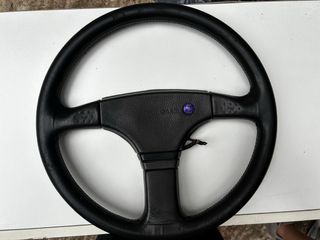 Volante clásico de SAAB Deportivo