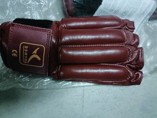 Guantes de boxeo Domyos sin estrenar