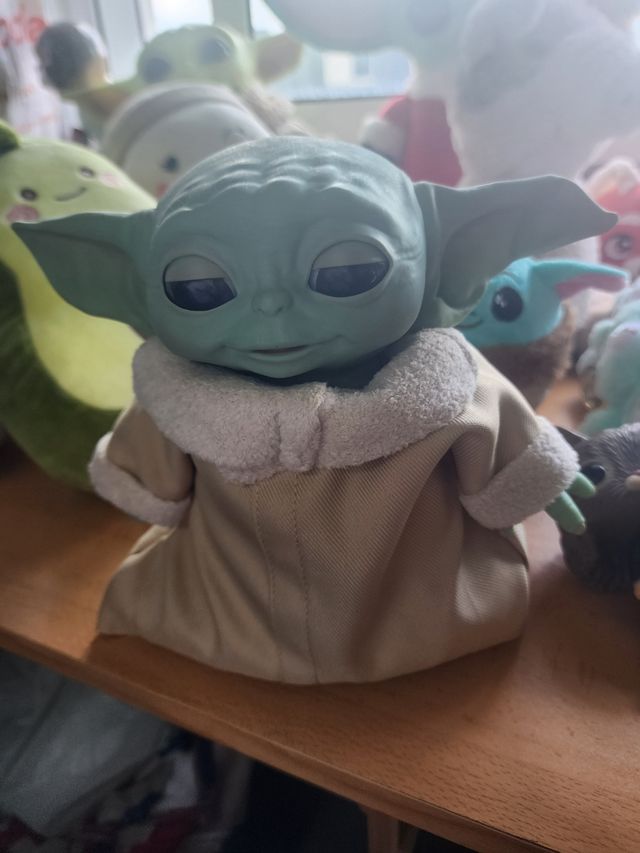 Baby Yoda Interactivo