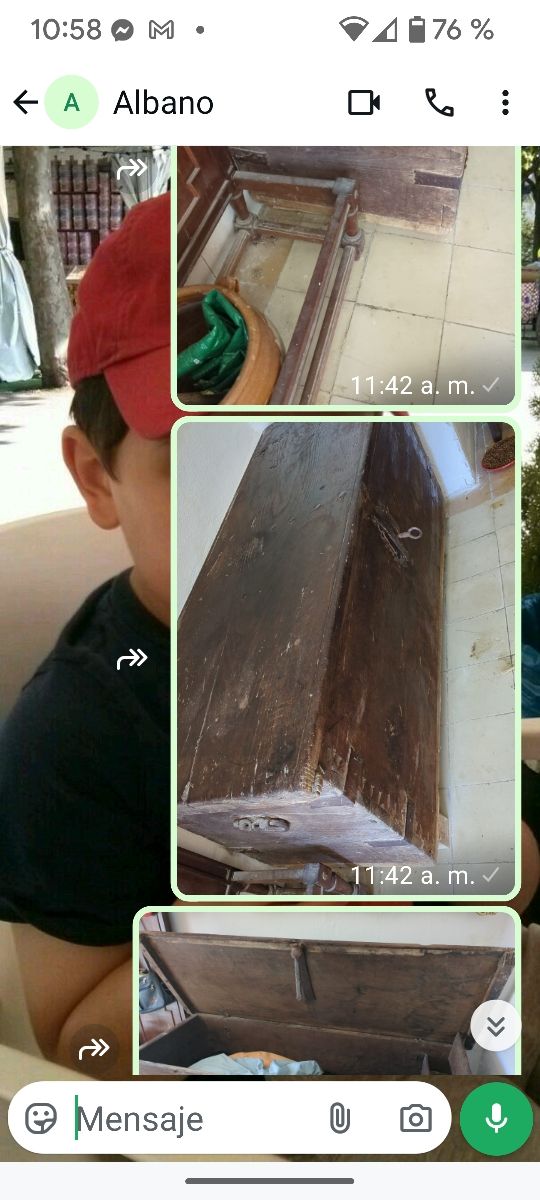 Arcón de nogal siglo XVII