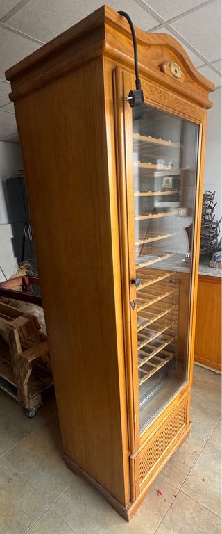 Cantinetta per vino in legno