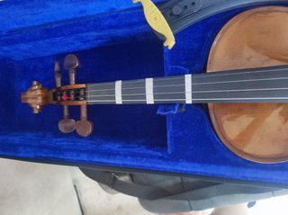 Violín 4/4 marca stunde con funda y arco