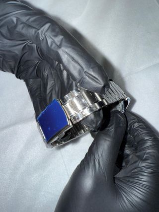 Reloj Azul y Plateado