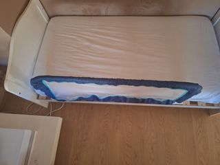 Barrera de seguridad para cama infantil