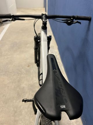 Bicicleta Orbea Alma H30 Blanca