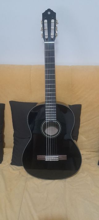Guitarra Yamaha Negra 