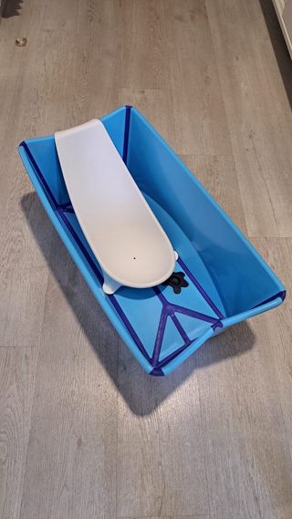 Bañera plegable Stokke con adaptador recién nacido
