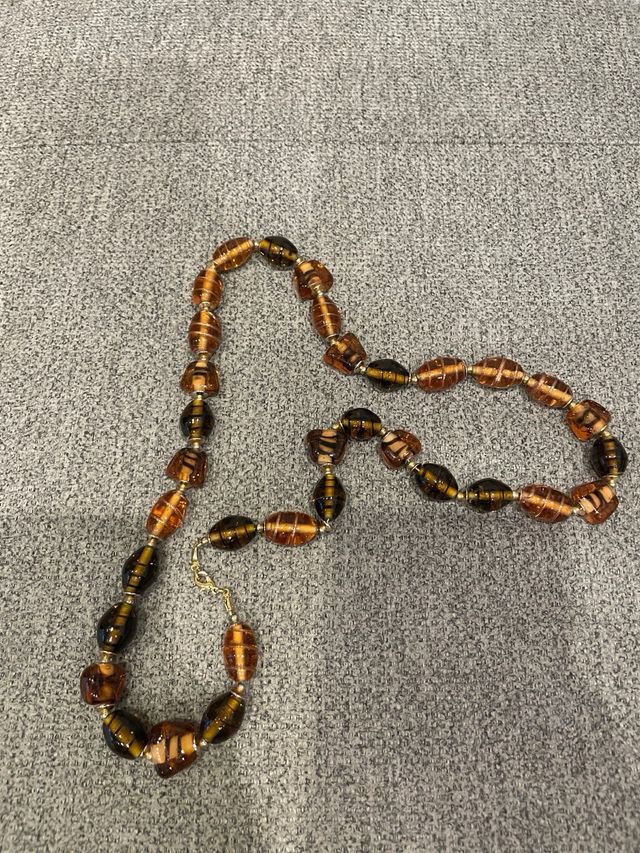 Conjunto de joyas de cuentas y perlas