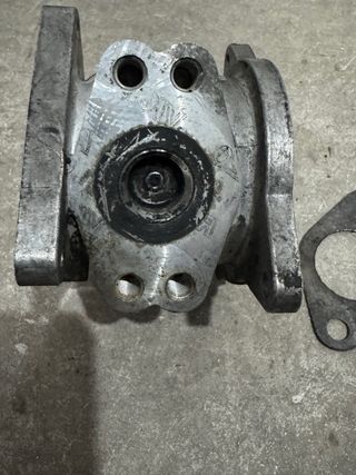 Válvula EGR Grupo VAG 038 129 637 D
