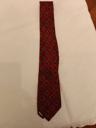 Corbata de seda natural