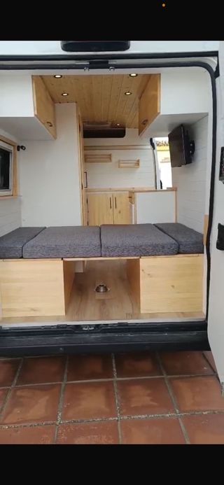 Furgoneta Camperizada.Impecable.Año2019/139.800km.